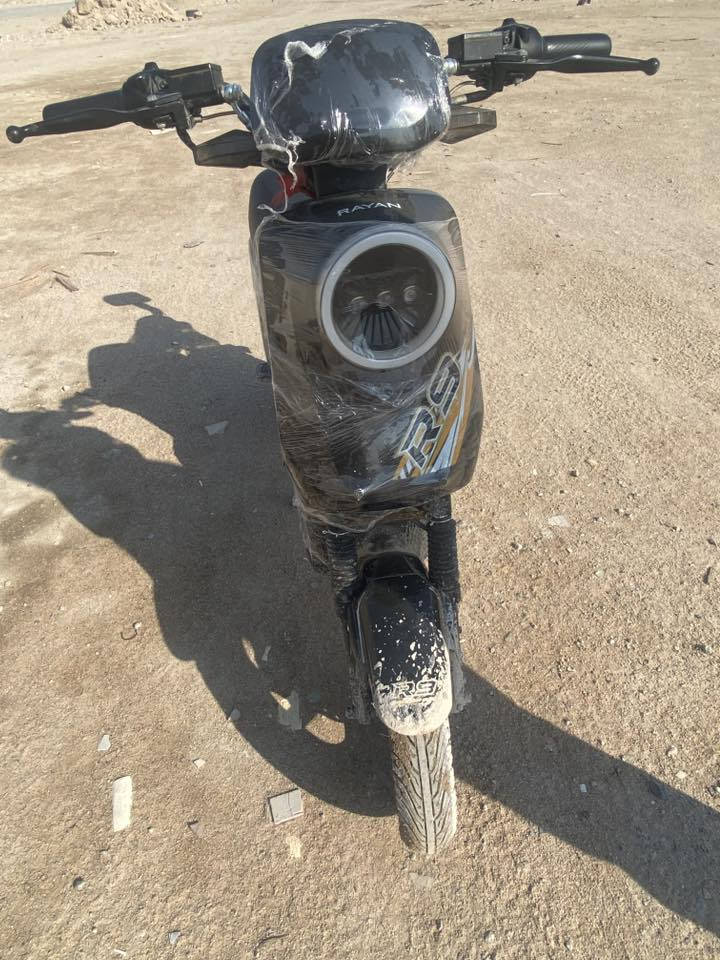 سلام عليكم دراجه شحن البيع عنوان الزبير سعر ٤٠٠بيها مجال ***********
