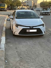 كورلا للبيع موديل ٢٠٢١ امريكي le حادثها موجودة بلصور بيها تكحيل كارت ب...