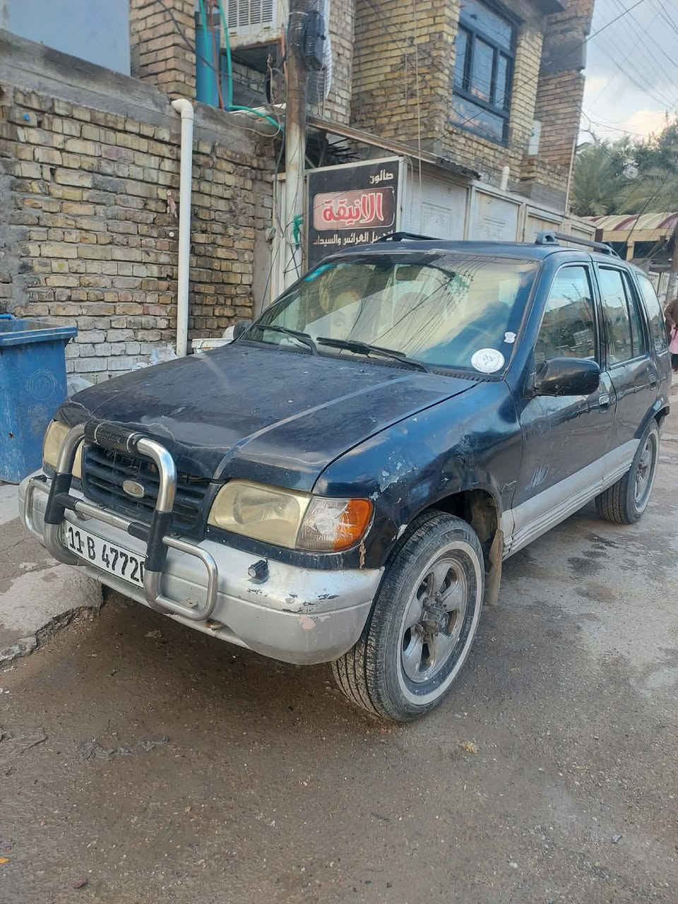 السلام عليكم سبورتج 1994 للبيع سياره نضيفه كير محرك بلاد السياره بئسمي تحويل مباشر تخم تاير جديد كهربائيات شغاله مابيها اي نقص 
السعر 37 بيها مجال بسيط /عنواني بغداد الرئاسه مال عبيدي/ للستفسار /***********
