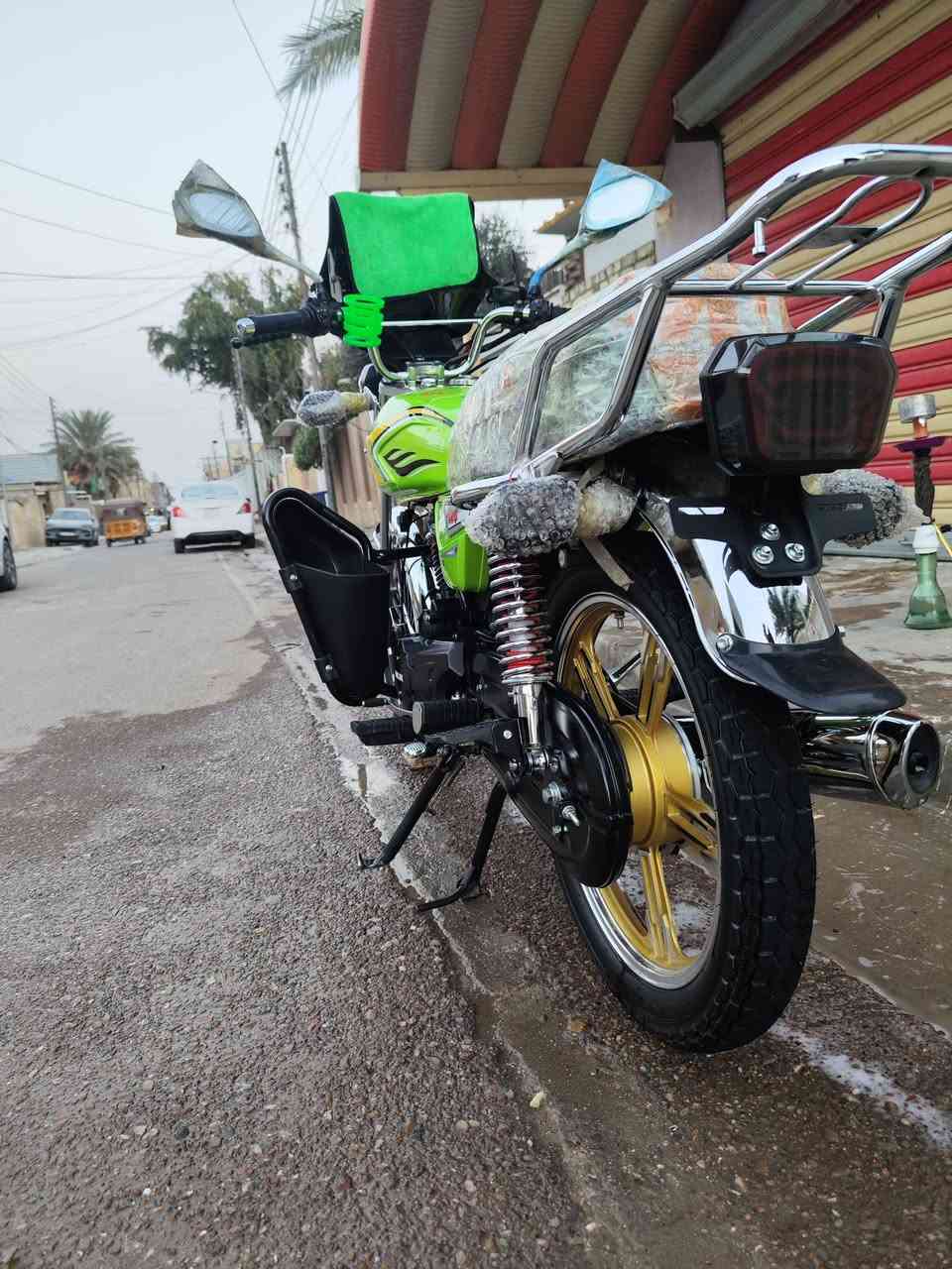 سلام عليكم دراجه ايراني سونلك موديل 25  كفاله عامه ما عدا الويل الخلفي كهربائيات اشاير كولهن شغاله زيرو سويجات عدد2 بصمات عدد 2 اوراق كامله السعر مليون وبيها مجال المكان بغداد الشراي يتصل ***********
