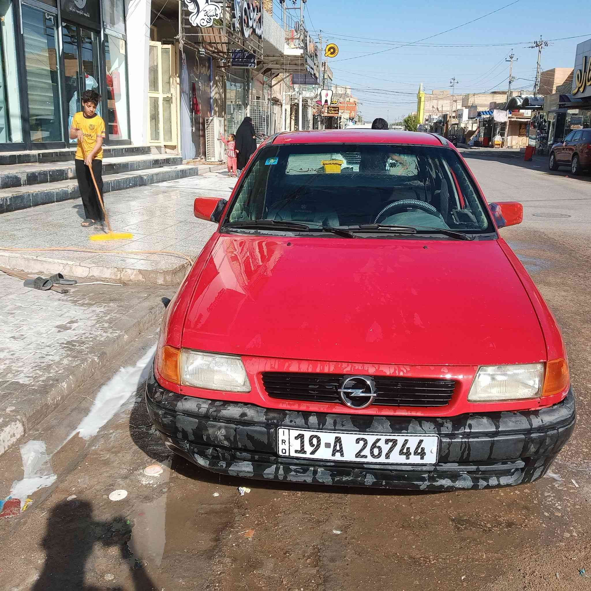 ابل استره رقم انكليزي موديل 91/سنويه ال30   سياره ابسمي مكاني نجف حي النصر ***********
