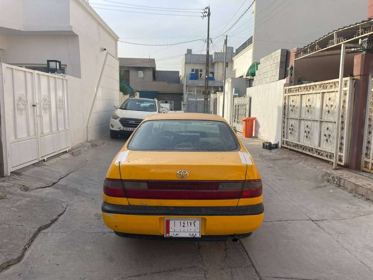 كرونه نفخ موديل ٩٥ كير و محرك كامري لوك صدر لوك كهربائيات مضبوط اربع تايرات جديد سياره مابيها اي نقص السنويه ضايعه كتاب الفقدان واوراقها كامله السياره نضيفه و متعوب عليها شرط التحويل و والوكاله عنوان كركوك *********** موجود واتساب
