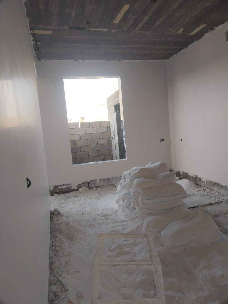 كادر عمل جص وبياض من الموصل شغل هندسي مساطر وزن متواجدين في قضاء الخالص جص الموصل الفني متكون من ٤ خلفات البيت ٤ ايام يخلص الاستفسار الاتصال *********** واتساب
