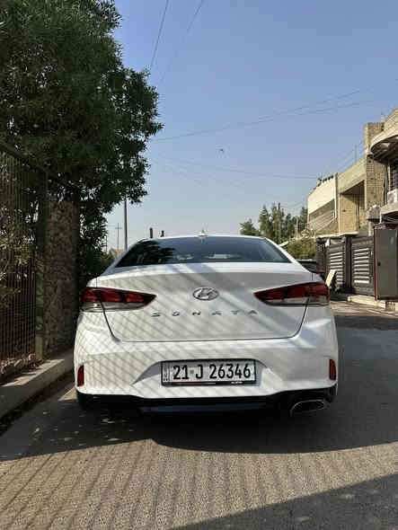 سوناتا 18 امريكي se رقم سليمانيه بأسمي مواصفاتهه معروفه مبدل فقط قبغ جنطه وصوره الحادث بالمنشور ليبل واحد كلشي بيهه بلادي بدون ايرباكات والمكينه مكفوله لاتنقيص ولا تبخير ولا مفتوحه ولا معلايه بلاديه والبانزين اللي افوله الهه كله سوبر والحداديه جديده والگير مبدل الزيت مالته قبل فتره وبيهه منضومه زنون والسياره معتني بيهه من كل النواحي تاخذهه ربع متصرف عليهه السعر 155 
العنوان بغداد السيديه ***********
