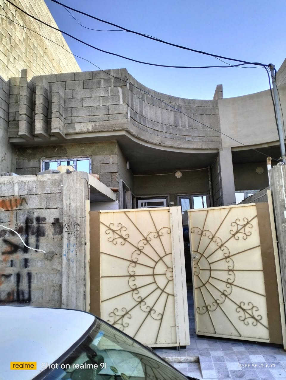 بيت للبيع مساحه 100/ متر باص/ بناء حديث/ قرب المدرسه الكويته التاسعه للبنات/ واجهت البيت حديقه بيت كامل فول بس ناقصه سقوف ثانويه او واجهته لبخ/سعر 68 /او بيه مجال قليل /للتواصل ***********/
