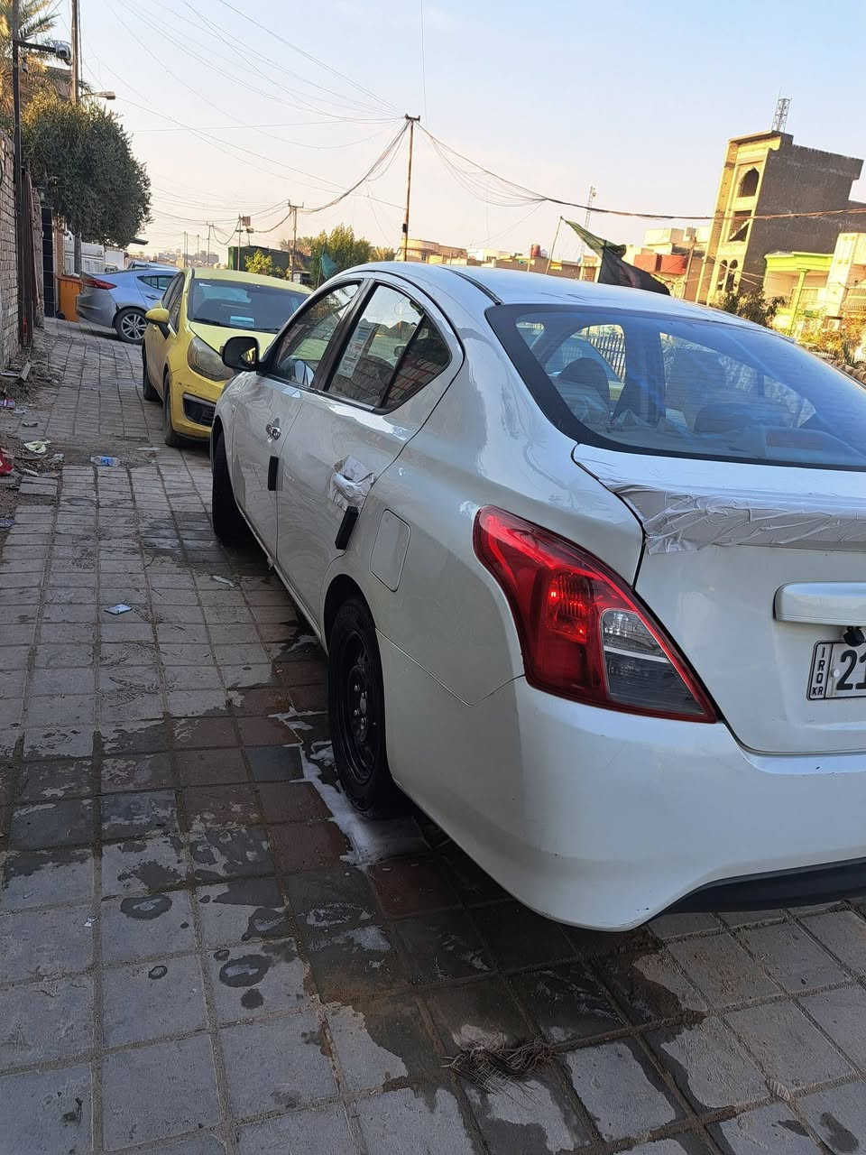 سلام عليكم عندي نيسان سني سياره مديل 2014 كامله جاهزه فول مواصفات سعر ٨٠ مكاني بغداد شراي يتصل ***********
