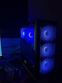 معالج i7-12700 • كرت RTX 4060 • رام 16GB RGB