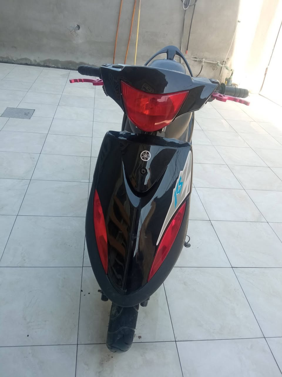 السلام عليكم دراجه ماكس عدله 2007
بيه اوياله رياضي سلف رياضي صالنصه رياضي يدات رياضي قطره دهن رياضي قبق عنبار رياضي اكلاجات توبو اصلي كهربائيات كله شغاله وبيه شلعه و معدل تاكل الكاع 
الي يحب التواصل ***********
