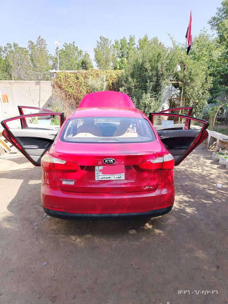 سيراتو ١٥ خليجي جاهزه من كل شي سنويه ٢٨ تحويل مباشر حداديه جديده تبريد كهربائيات بلاديه كلها وضع شركه محرك كير مكفولات راعي سياره يريد تحويل شرط من شروط البيع وهاذا رقم الهاتف *********** البصرة, العراق
