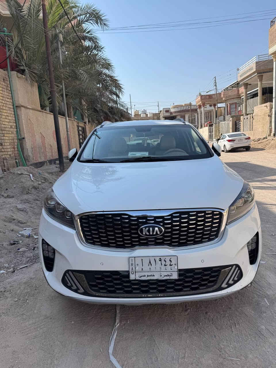 السياره مكفوله مثل ما شفت بالصور مكينه كير تبريد كلشي ع بلاد السياره ماشيه ١٠٥ الف 
السعر ٢٦٠$  
مكان السياره البصره دور النفط
للتواصل /*********** البصرة, العراق
