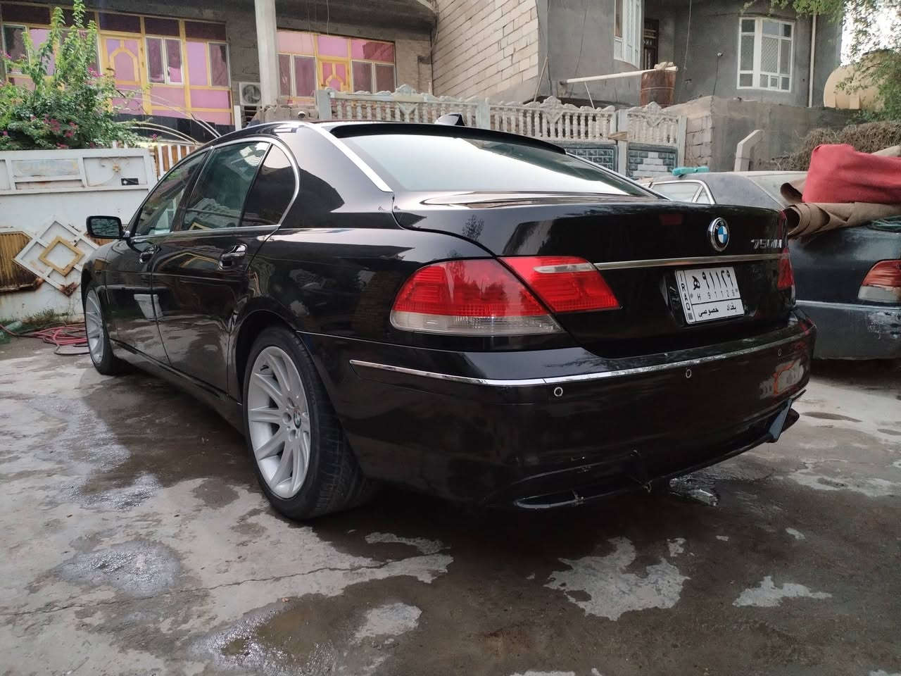 اعاده النشر بسبب الوعود الكاذبه بيع سريع سعر ١٣٥ باخره 2008 اصل حجم 750Li رقم بغداد مكينه جديده قبل سبوعين شاده *********** بي واتساب
