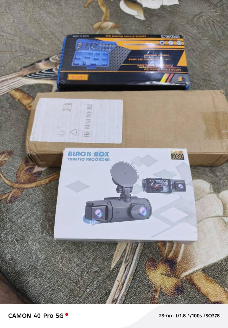 السلام عليكم شباب غراض اصليه وجديده داش كام الشكل الجديد ولقم الثقيل الاصلي ومفك براغي ونتوت مسحوك كله جديد ممستعمل السعر 60 شلعه واليريد يتصل على الرقم *********** مكلف بلنشر المكان العماره
