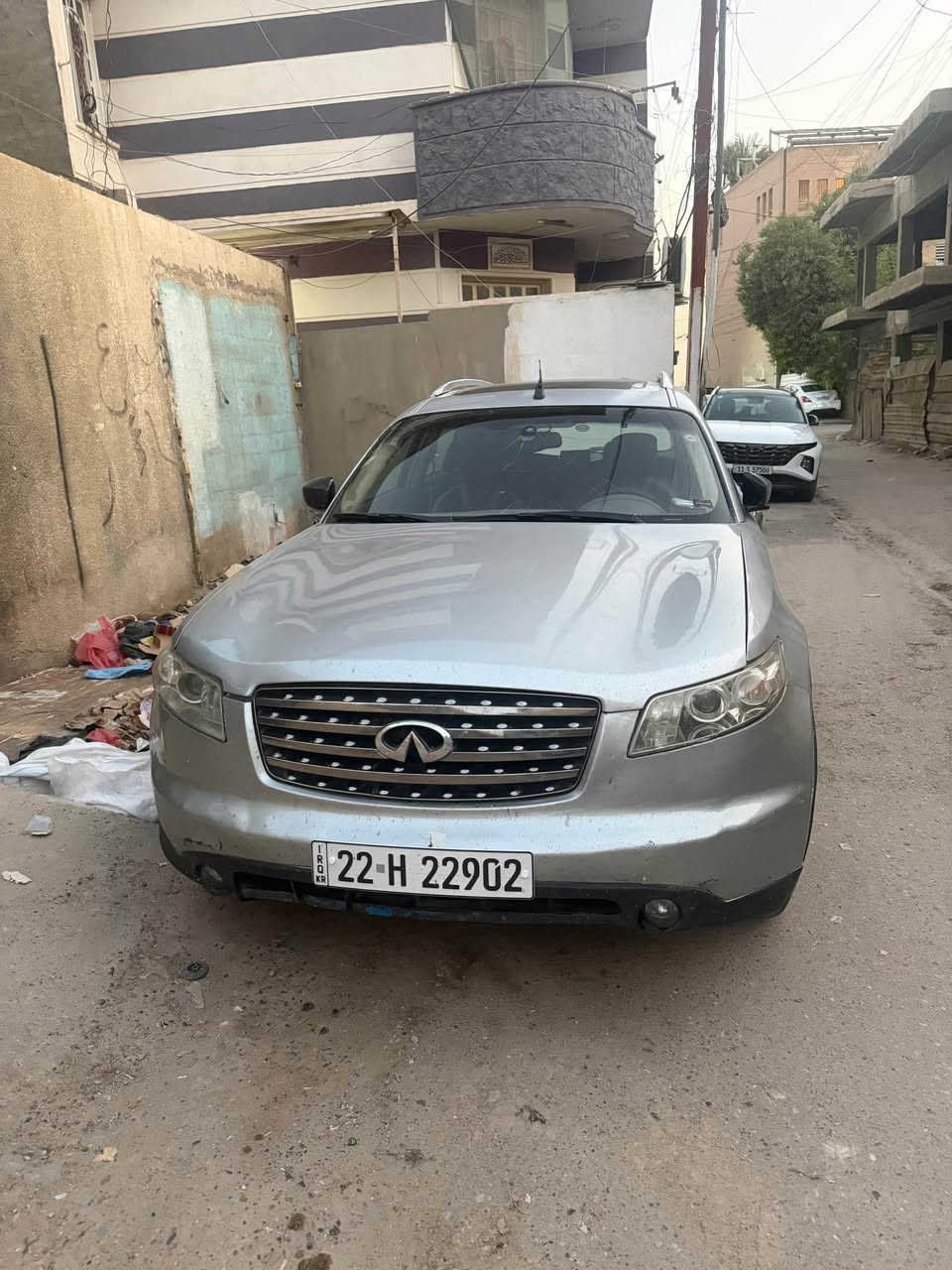 انتفتي fx35 موديل 2006 خليجية مصبوغة حزام بيها قطعتين السيارة واحد على واحد عدى البصمة بيها نواقص بسيطة كلش محرك وكير مكفولات تبريد ثلج  قطعتين  السيارة رقم أربيل باسمي سنوية وهزة جديدات 
سعرها 65 ورقة قفل قفل وترهم مرواس
***********
بغداد الكرادة Colombo, Sri Lanka
