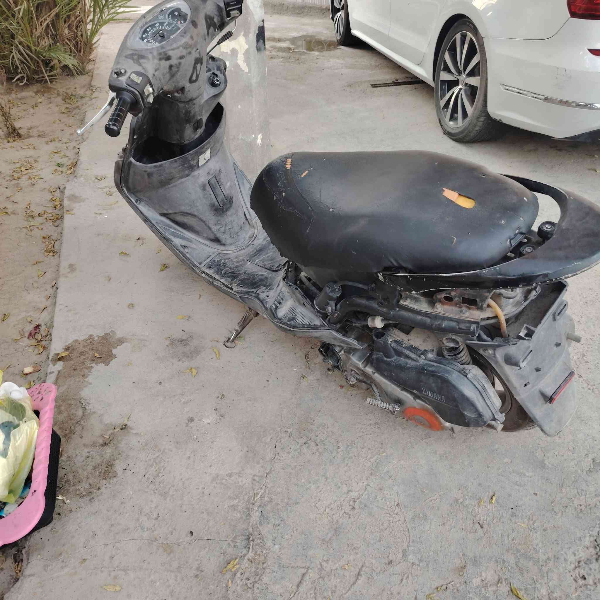 السلام عليكم للبيع بريز لايت ناصي حلوه دراجه هندر واحد محرك ناعم ابيع على هاي الوضعيه ابيع كوم حديد أكرر كوم حديد السعر 300 الف وبيه مجال بسيط مكاني بل اعظميه نهايه شارع عمر ***********
