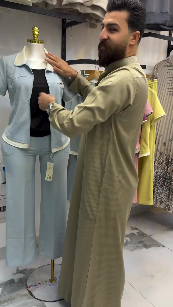 العنوان-خانقين-شارع المزرعه-مجمع روتانا-الطابق الثاني

موديل اليوم من شركه (PRADA)♥️

متوفر ب5 الوان و5 قياسات(m-l-xl-xxl)

موجود داخل محل (نوڤا) 🩵

يوجد توصيل داخل خانقين وجميع محافظات العراق

للستفسار مراسله الصفحه او الاتصال ع الرقم التالي(***********).   
 #العراق #تراك #خانقين #خانقين_بومه_نزرد #ديالى #ربطات #شارع #عراقيين
