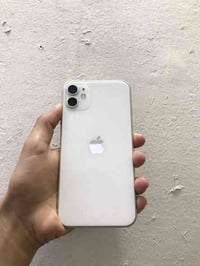 iPhone. 11.  عادي  الذاكره:- 128❤️‍🔥 البطاريه:- 78 بلاديه🔋 لون:- ابيض ...