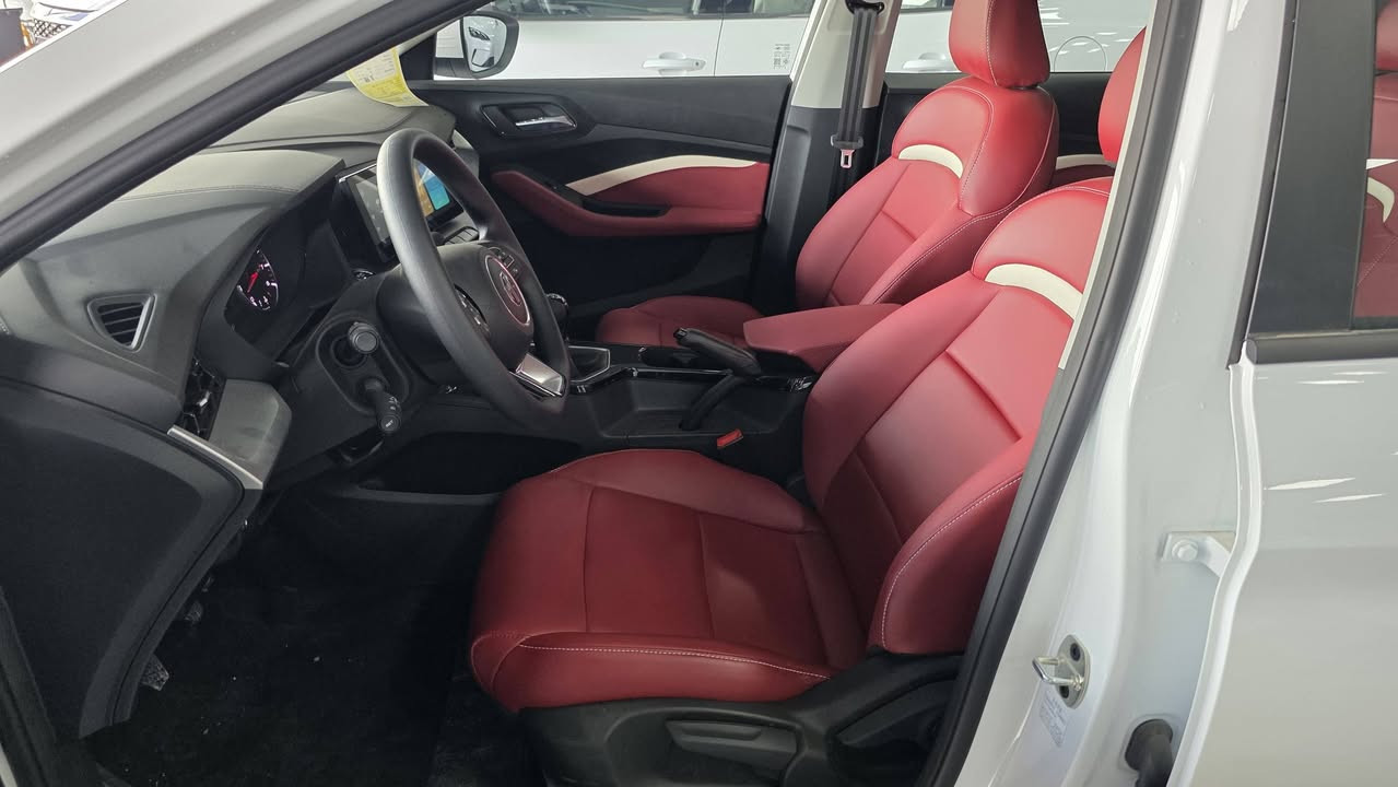 ئێم جی  MG GT 2025 Sport
گێڕ عادی.ناو جلدي سوور  بەردەستە.
صفر كم.مواصفات.بەصمة.شاشەوكاميرا.
حساس.ئاوێنە ئیشارەت.لايت زينۆن. ڤۆلیۆم
مكان  أربيل ١٠٠ متری معرض توب كارس 
سعر ٩٥ورقە.  موبایل ***********

