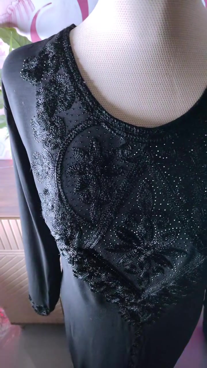 🖤 كشمير أسود أنيق 🖤
✔️ ردان كامل اليد ✔️ حلقة لاستيك مريحة ✔️ قياسات من L إلى 5XL
💰 السعر: 10,000 دينار فقط
للطلب والاستفسار راسلينا على الخاص 📩
 #كشمير_اسود
 #ملابس_نسائية
 #موضة
 #هتون
 #اكسبلور_العراق


**إذا كنت صاحب هذا الإعلان وتريد حذفه لأي سبب، رجاءا أرسل رسالة إلى الدعم الفني**