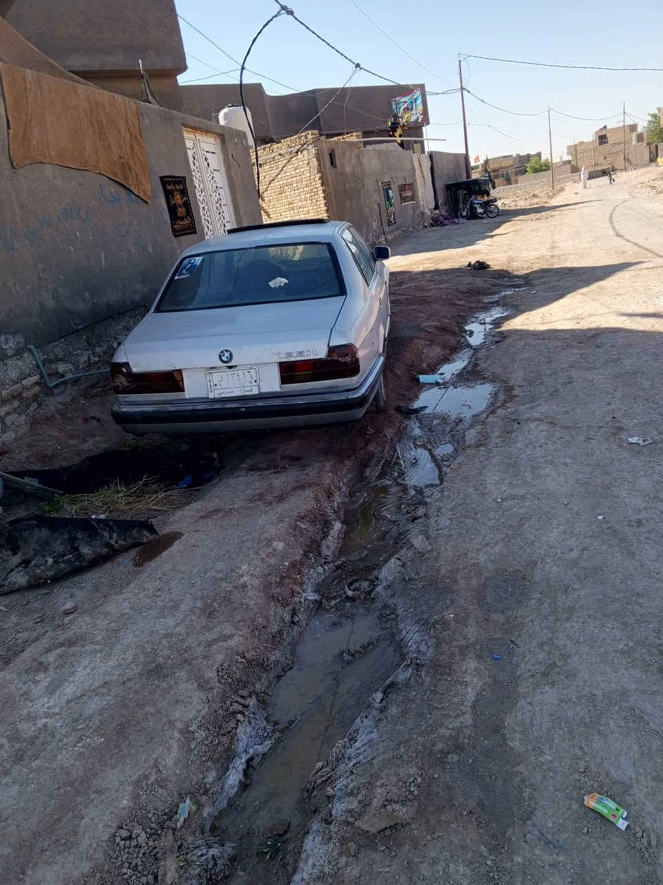 سلام عليكم
للبيع او مراوس 
بي ام 
735iL
93
وذا سايبه وفرق عادي 
مراوس بتكسي 
على وضعيت البلاد 
نقص بس كير وترتيبات بصيطه بل داخل 
تبريد مكينه كهربائيات مكفولات 
سياره شوفت عينك حلوه 
شعدك مراوس نزل 
رقم بصره شرط تحويل 
مكاني سماوه 
***********
