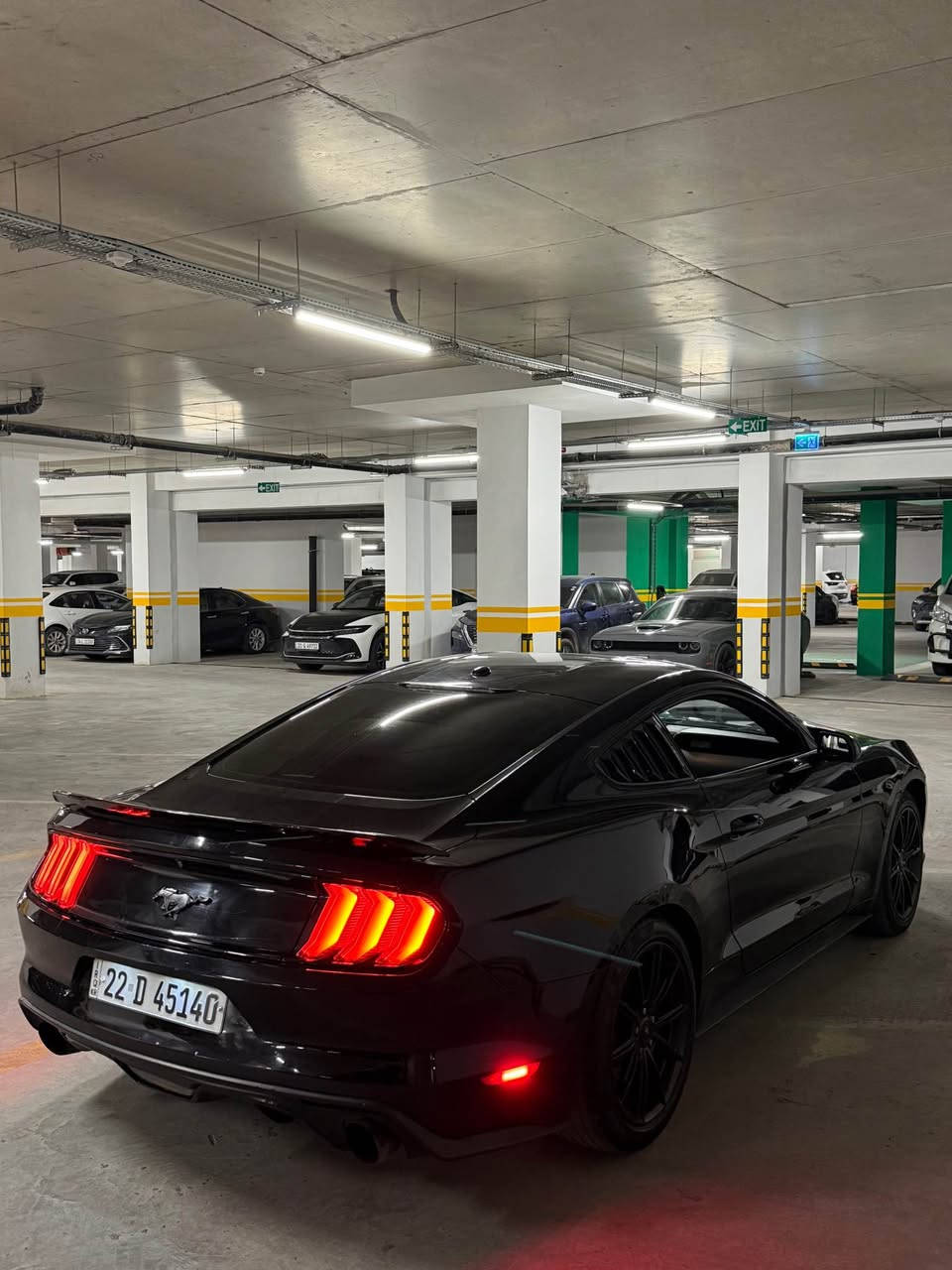 السلام عليكم
🚘موستنك ٢٠١٦ ايكو بوست بريمويم رقم اربيل 
مواصفات بصمة كشن جلد تدفيئة تبريد 
داخل ٧ الوان دوسة ليد 
جاملغين امامى كلير بنيت صبغ باب واحد كلير 
بنيت دعامية مبدل شيلى حتا ويل 
تايرات ويل جديد حدادية جديد 
ماشية ٩٠ رقم سنوى هزة جديد بسمى تحويل ثانى يوم 
كير محرك كهربائى مابى شى سعر 105 ورقة مجال 
مكان سيارة اربيل ***********واتساب أربيل, العراق
