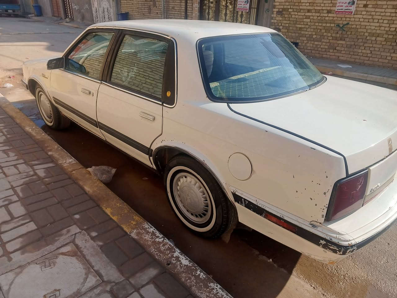 السلام عليكم اولدز موديل 1990 باسمي رقم بغداد مكاني بغداد العبيدي السعر 28 وبيها مجال ***********
