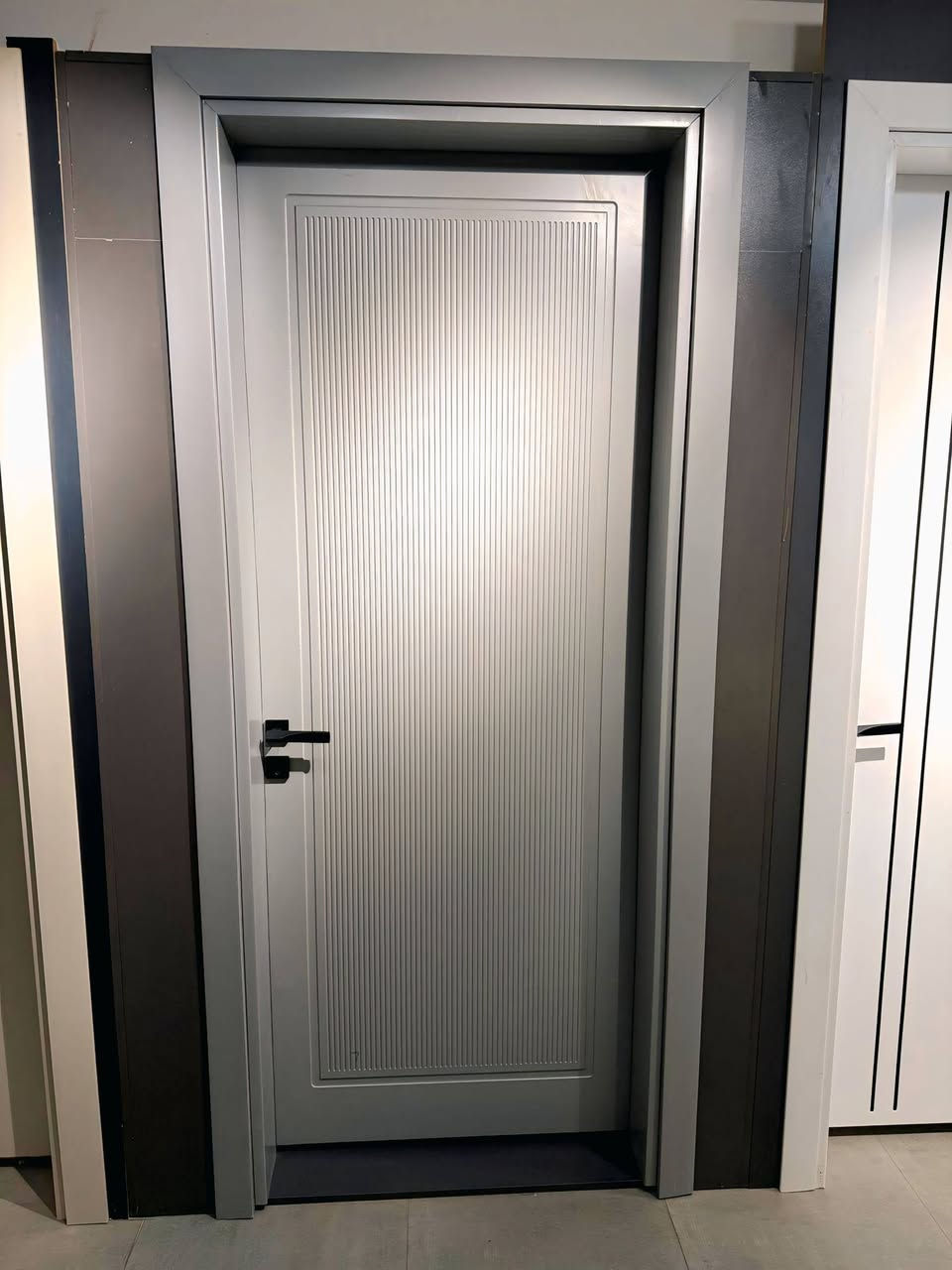 دەرگای تورکیydoor kapi  بە کوالێتی بەرز  ناوەوە فۆم و دارە لەگەڵ گەرەنتی پێنج (5) ساڵ ئێستا داوای بکە
بۆ داواکردن: *********** | 
ناونیشان: هەولێر، پشت عەلوە، کۆمەڵگەی کۆگاکانی ریگای گویر 

أبواب تركية بجودة استثنائية YDOOR KAPI حشوة داخلية  الفوم والخشب  مع ضمان حقيقي لمدة خمس (5) سنوات
ضد الرطوبة 
ضد الماء الخفيفة 
مانع للأرضة والغبار 
عازل للصوت 
للطلب والاستفسار: ***********/ ***********
العنوان : اربيل * خلف العلوة مجمع مخازن الحكومية 

#mdf #erbil #YDOOR  #أبواب_غرف #ضمان_تبديل
