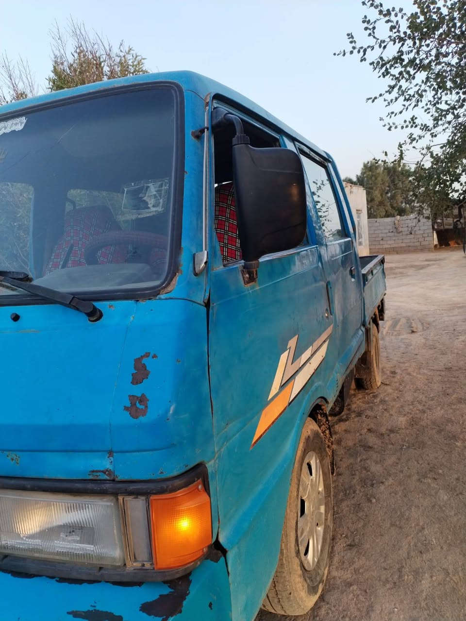 سلام عليكم سياره ڪيه موديل 93 سياره خير من الله صدر حداديه رقم قادسيه سنويه مجدده لل27  راعيه موجود  محرك توه مجفته تخم تاير سعر 40 وبيه مجال حك الجيه  مكان بابل شوملي //***********
