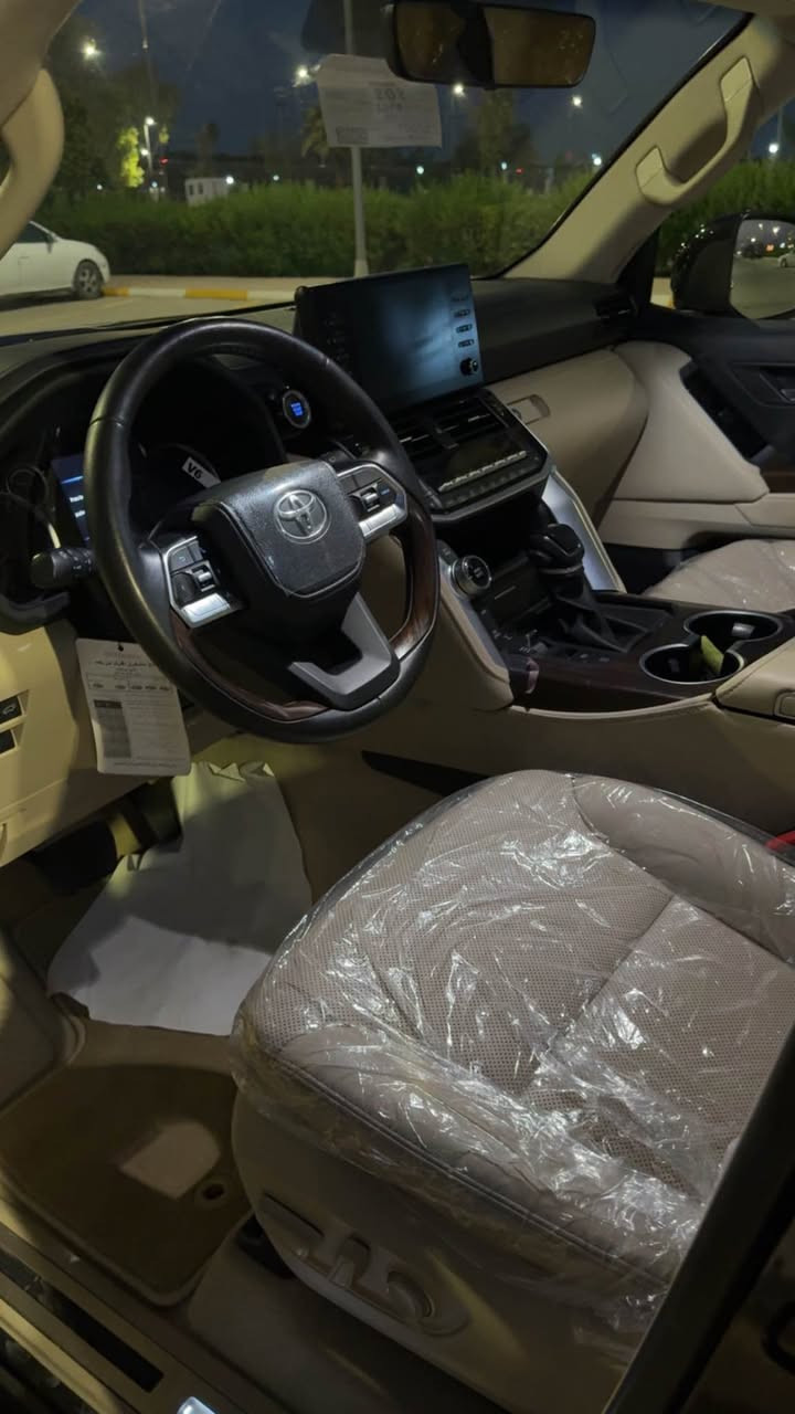TOYOTA                      ***********

LAND    CRUISER 

2022

GXR

SAS

V6

4.0L

…………………………………………………………………………
ته نها 13هه زار رويشتوه 
‏

تویوتا       لاندکروزەر
 2022       ره ش قتران

6 پستن

مەکینە

4.0L

………………………………………………………………………….

وارد            عێراق

شەریکە       ساز

ضمان

………………………………………………………………………….

جی      ئیکس     ئار

3 شاشە

بێ       تۆربۆ

………………………………………………………………………….

مواسفات

کوشن        جلد

کوشن        کارەبایی
  

شوێن     مۆبایل   شەحن   کەرەوە

کامێرای       دواوە

سندوق       کارەبایی

حەساس

ساردکەرەوەی      کوشن
 

3شاشە 

م
لایت        زینۆن

لایت        لید

دیاریکردنی        خێرایی

شغال

8      ایرباگ 

…………………………………………………………13            هەزار             رۆیە 
  

حەقیقی        بەشەرت

………………………………………………………………………….

رەقەم     و      سەنەوی    نوێیە

بەناوی         خۆمانە

………………………………………………………………………….

شوێن          هه ولير***********
 

………………………………………………………………………….

نرخ

………………………………………………………………………….

665$                                           وەرەقە أربيل, العراق
