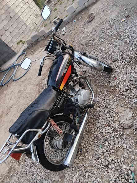 تايكر 18 أوراق اصولي بغداد فقط يرادله ترتيب باتري كهربائيات طافيه ماعرف شبيهن ضفيره جديده محرك نضيف ب 300 العنوان واسط العزيزيه *********** واتساب فيسبوك .. SMS
