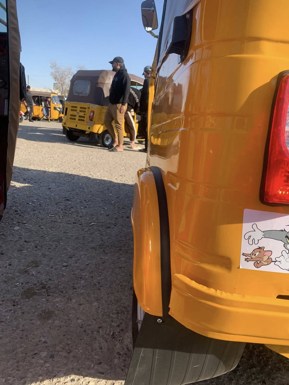 سلام عليكم تكتك مديل 18/شهر 12تكتك مانقصه اي شي مكينه لاتنقيص ولا تبخير تكتك خير من الله معمره تعمير عام وهزته جديده رقم وسنويه بسمي تحويل مباشر مكاني حيءور ام لكبر وغزلان  ***********
