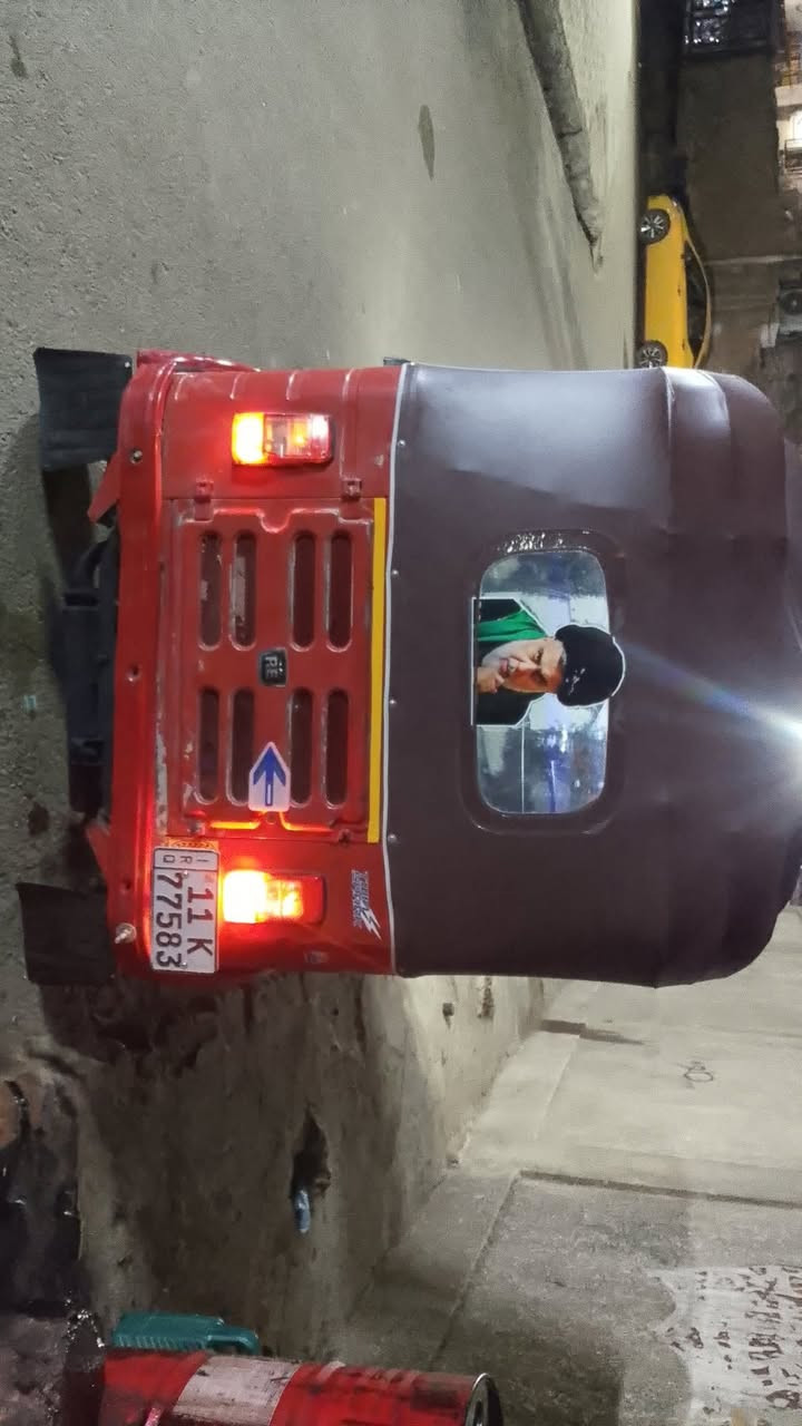 السلام عليكم تكتك البيع موديل 18 شهر 12 رقم انكليزي ثاني يوم تحويل تخم تايرات تكتك كدام عينك تجي شوف الشعب ***********
