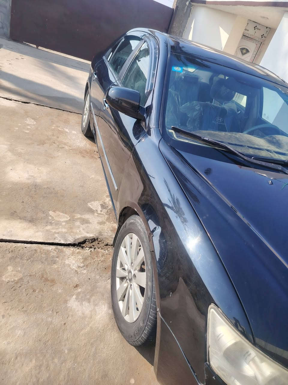 السلام عليكم 
سوناتا 2007 محرك6 فول مواصفات مصبوغه عام لا كص ولا لغود ولا شواصي رقم بغداد بسمي تبريد وتدفئه كله جاهز السياره جاهزة على اخر حبايه فول
السعر 82 وبيها مجال
المكان بغداد  *********** واتساب
