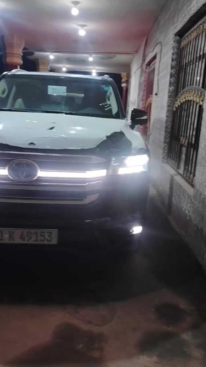 سلام عليكم ورحمة الله
لاندكروز للبيع موديل ٢٤ بريم فول مواصفات
زيرو ماشيه ١١٩٩ كيلو متر للاستفسار على رقم الهاتف
*********** ابو قيصر
