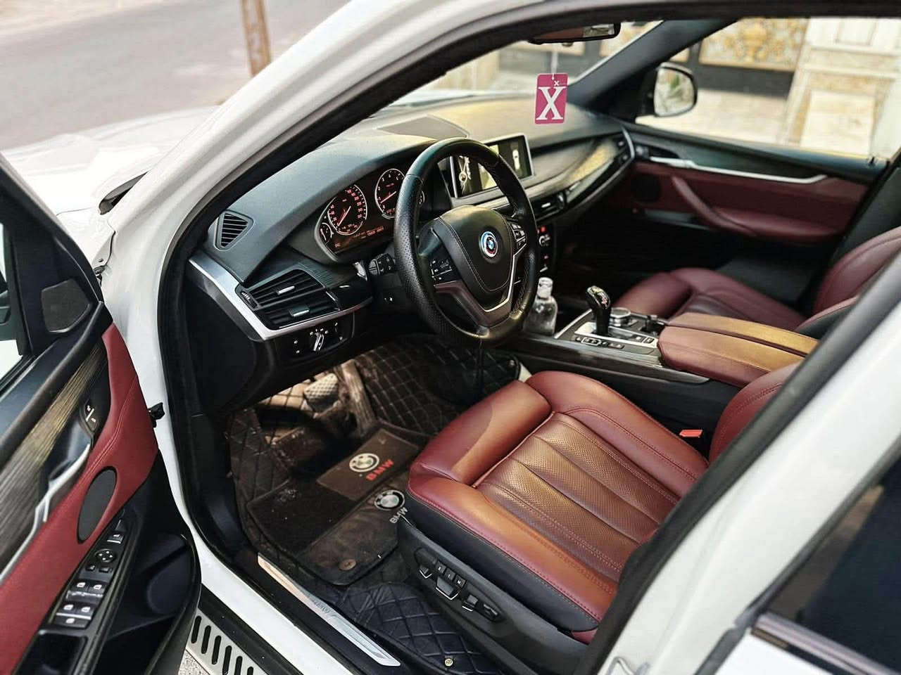 للبيع فقط بدون مراوس
BMW X5  M kit power 
موديل 2014 
((.       رقم مميز بغداد مطابق للكود    11103        )) 

خليجي ضمان دولي    
فول مواصفات اعلى 
مواصفات بالX5
محرك ٦ سلندر تون تيربو (المرغوب)
كشنات مساج 
تدئفه تبريد كشن اربع ابواب بصمه 
ابواب وجنطه شفط 
مرايه عاكسه للضوء وشفط وقلاب عند الرجوع
داتاشو 
نفكيشن 
ميموري كشن 
لايت زنون متحرك مع الستيرنك 
ويل كل رياضي تو سايز
بدي كت رياضي 
٥ كامرات 
حساس امامي خلفي
ستيرنك هزاز  
تدفئة وتبريد ستيرنك
 لايت داينمك متحرك 
انارة محيطية ترحيب
حساس امطار 
اوتو ستوب
5 وضعيات قيادة
ويل كب رياضي مع
تاير تو سايز رن فلات
مع رادار امامي وجانبي
نضام تثبيت السائق
انارة داخلية 
٤ وضعيات قياده
سلايد روفر فتحتين
بردات جانبية 
احزمة كهربائية 
تخشيب صاج داخلي مع فورميكا
كشنات رياضية 

السعر 27 الف مع الرقم المميز


**إذا كنت صاحب هذا الإعلان وتريد حذفه لأي سبب، رجاءا أرسل رسالة إلى الدعم الفني**