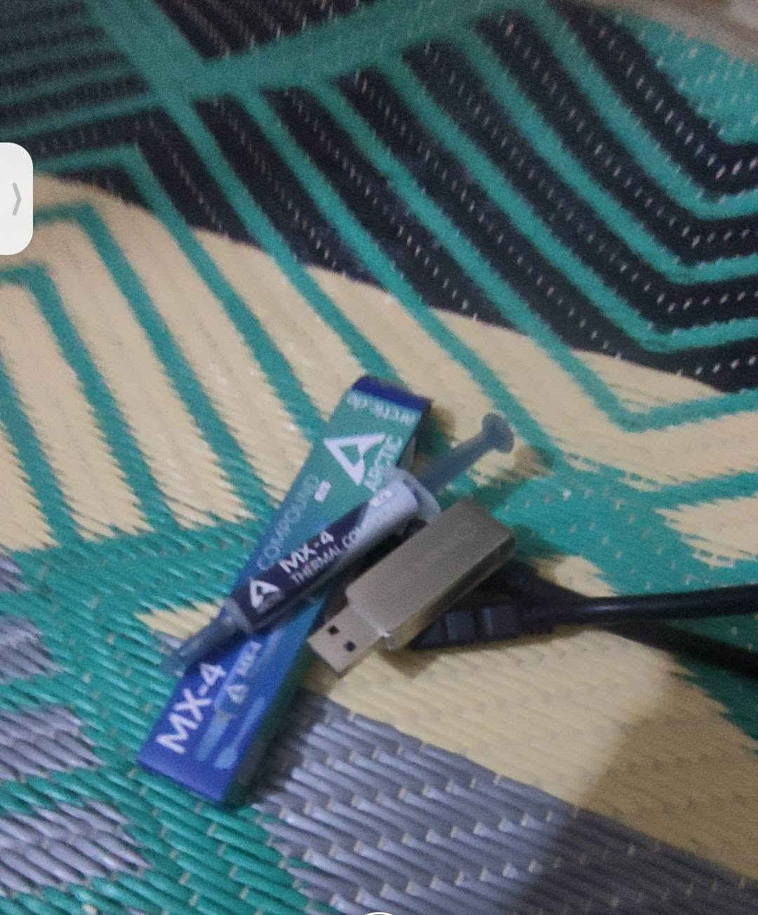 الرزق لا علي ولا عليك عله الله 
معجون حراري mx4 الله شاهد مستخدم مرتين بعده متروس 
وفلاشه 16 كيكا محروك عليها نضام برو
Windows 11PRO
وكيبل HDMI
كلهن سعرهن 35 توصيل ماعدي تجي تاخذهن من الباب 
بغداد مدينة الصدر قطاع 12


**إذا كنت صاحب هذا الإعلان وتريد حذفه لأي سبب، رجاءا أرسل رسالة إلى الدعم الفني**