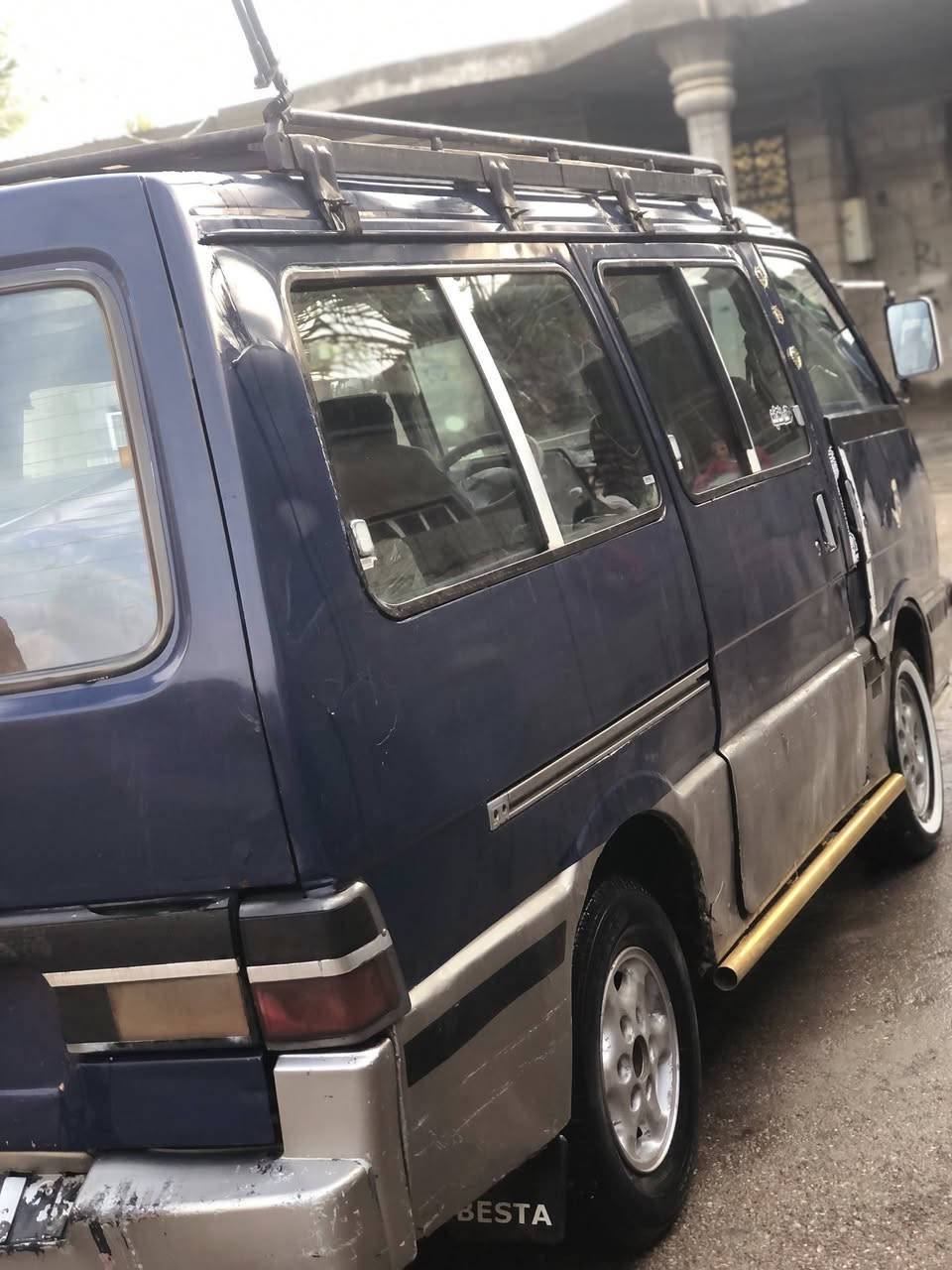 سلام عليكم شباب كيا بستا للبيع رقم كركوك موديل 1995سنويه 2028/11/22 كير محرك مكفول تخم تاير صدر  كهربائيات كله شغاله خير من الله مصبوغه عام جماليه شواصي نضاف داخل حلو تريد تحويل تريد وكاله يرهم مراوس حسب القناعه سعر خاص متواجد خاص وتساب إتصال ***********//***********مكاني ديالى خان بني سعد
