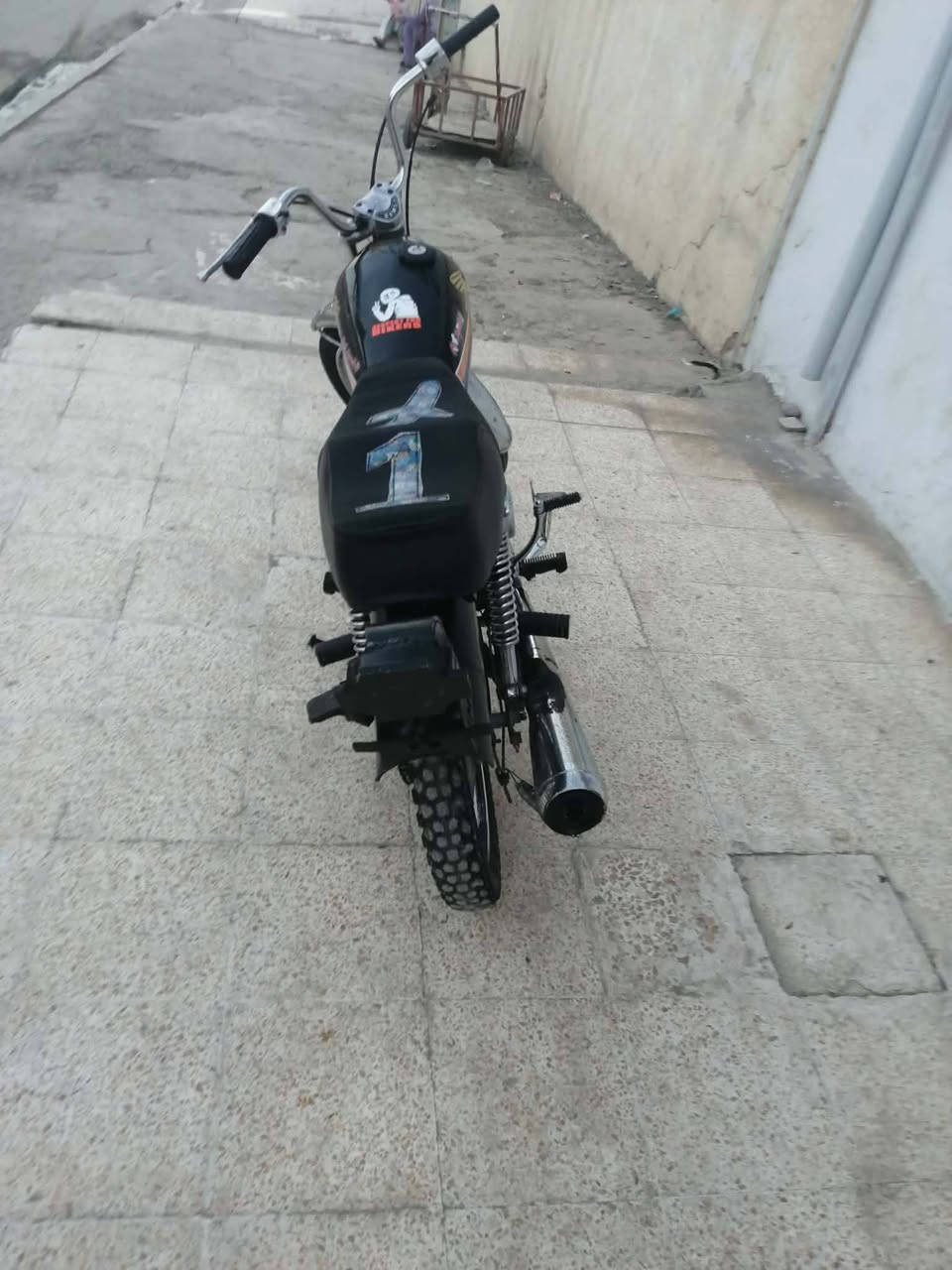 سلام عليكم مطور لبيع سخت موديل 20مكينه نضيفه فوال مفتوح مره واحده فقط رقم مبيل 
‏‪0787 867 8160‬‏
