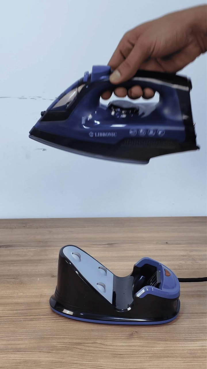 🛍️ *مكواة بخارية لاسلكية!* 🔥
- لاسلكية ومرنة*: حرية الحركة بدون قيود الكيبل.
- *بخار قوي*: يزيل التجاعيد بسهولة.
- *سهلة الاستخدام*: تعبئة الماء سهلة وتنظيفها.
- *متعددة الاستخدامات*: مناسبة للملابس والأقمشة المختلفة.

*السعر: [ 30الف فقط]

للحجز والاستفسار: [رقم الهاتف]

#مكواة_بخارية #لاسلكية #تنظيف_الملابس


**إذا كنت صاحب هذا الإعلان وتريد حذفه لأي سبب، رجاءا أرسل رسالة إلى الدعم الفني**