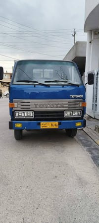 شاحنة • صندوق بلاستيكي • سليمانية