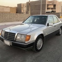 مارسدس دب • ١٩٨٩ • ناصريه