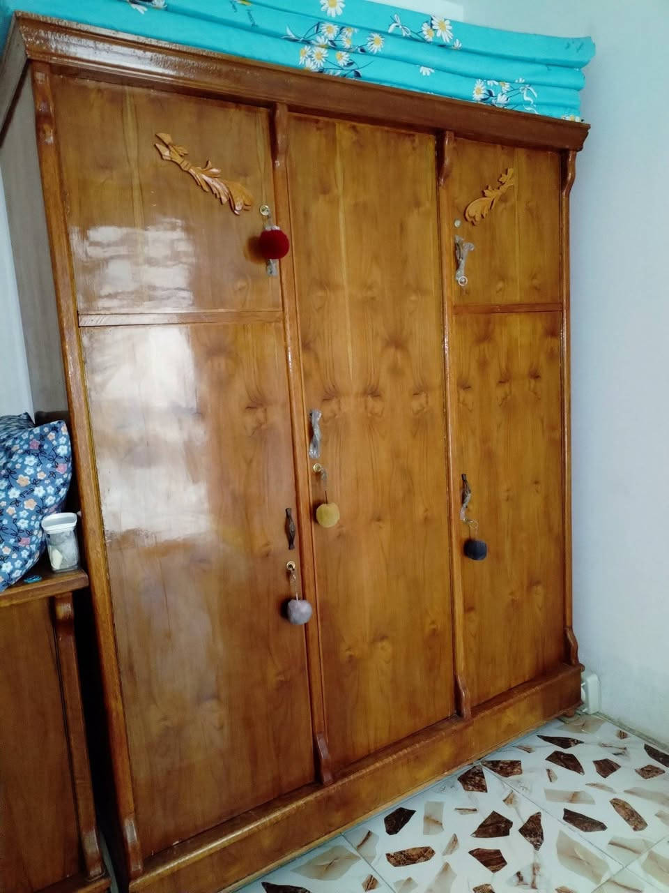 كنتور او بوفية البيع مستخدمات شي بصيط مكاني بغداد بل مدينة ولشراي يتصل ويدلل ***********
