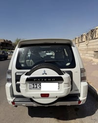 للبيع باجيرو 2014 حبتور رقم بغداد كفالة عامة من صبغ وتبديل وفتح  ماشية...