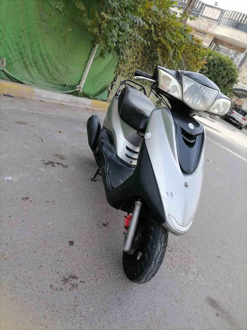 دراجة بريز بغبغاء كلهة شغالة سلف هندر كهربايات الدراجة اي نقص مابيهة الدراجة مكفولة كفالة عامة مال رمبة كلهة ختم واحد جيب وياك فيتر وفحص مكينة خرسة ماتسمع صوتهة السعر 950 المكان بغداد البياع حي العامل الرقم ***********
