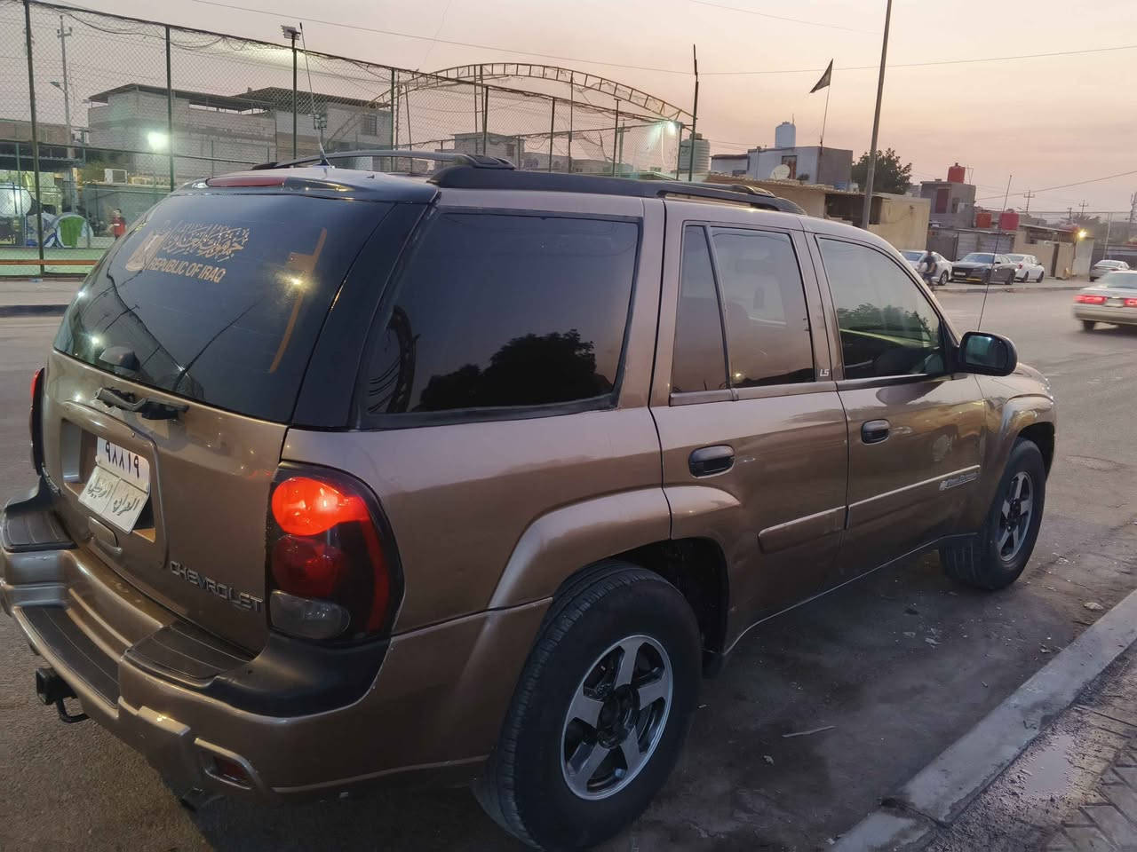 السلام عليكم/ ابلايزر موديل 2002 اربيل منتهيه سنويتها كير مكينه في فيتي تبريد شغال دواخل حلوه بيها رشات بصيطه السعر 65 قابله للمراوس المكان بصره مركز *********** البصرة, العراق
