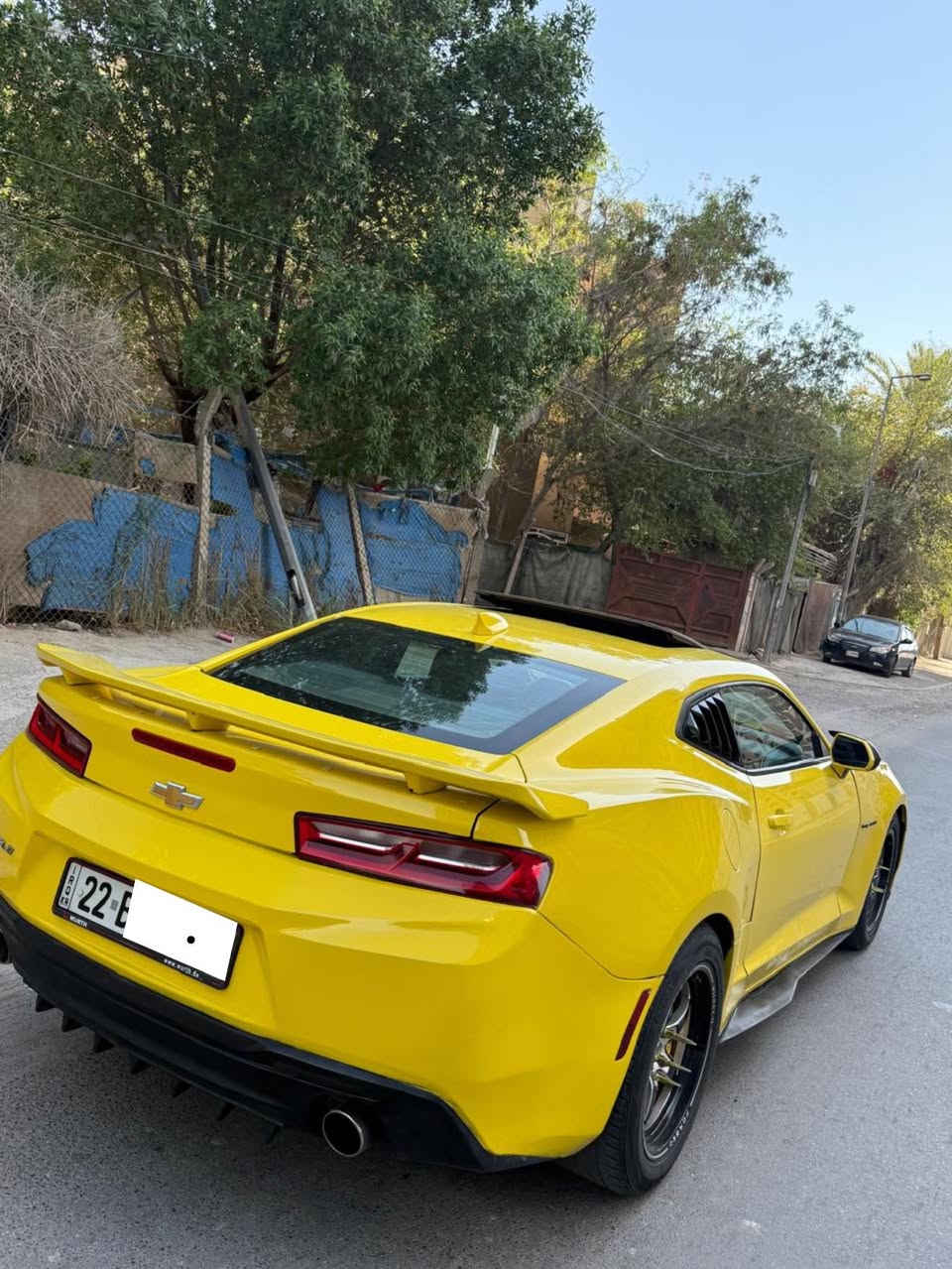 السلام عليكم 
كمارو 2017ZL1
فول السياره اعلى فئه
محرك6سلندر3600
ماشيه100الف
كير مكينه كفاله
بيها صبغ جاملغ وبنيد وجاملغ خلفي 
السعر112وبيها مجال 
***********
