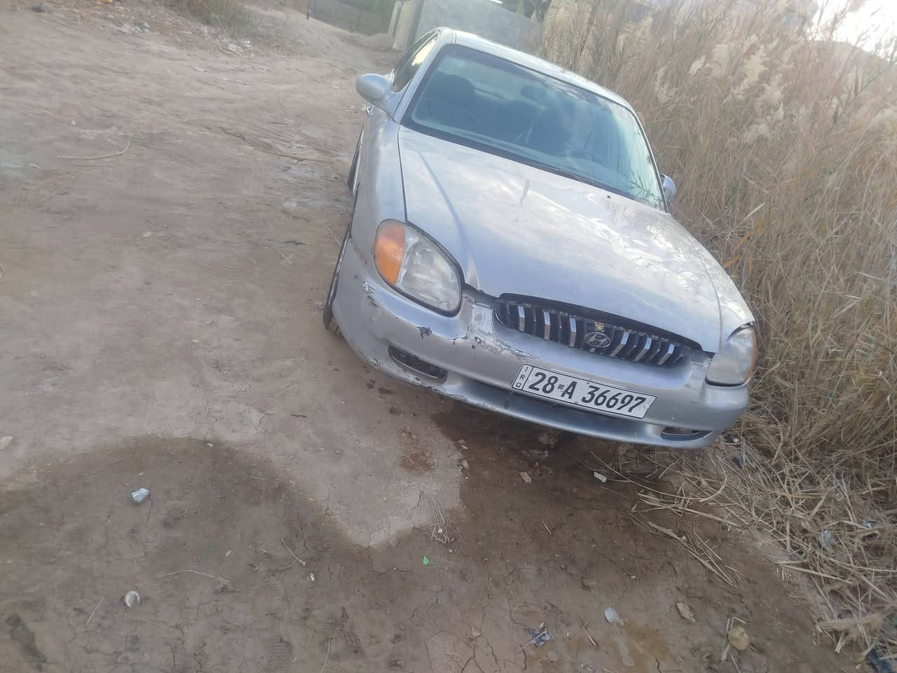 البيع سياره سوناتا موديل 2001رقم جديد كير عادي مكينه نضيفه امداور ثاني يوم تخم تاير نضيفه سعر 32وبيه مجال لشراي مكان ذي قار رفاعي الاستفسار تصال على رقم ***********
