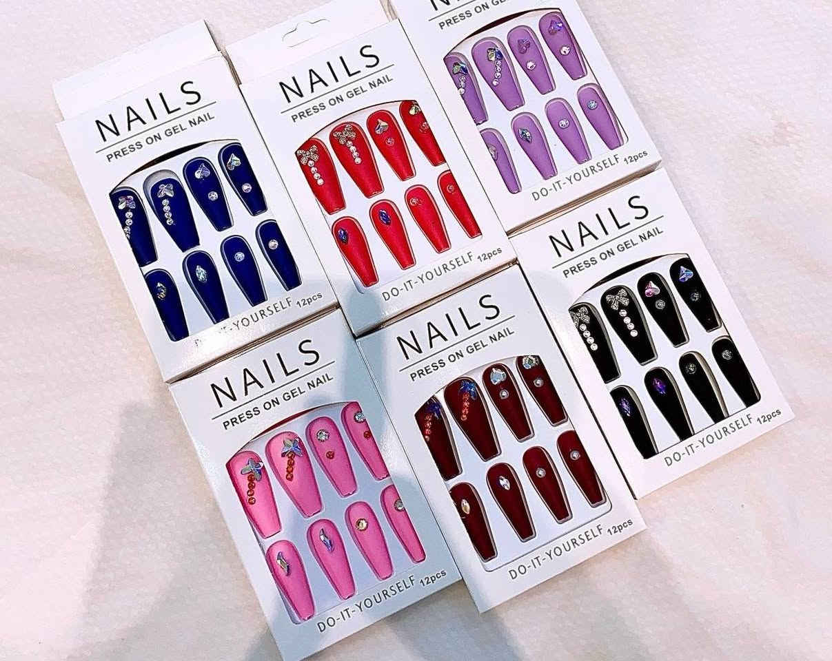 اظافر اكرلك ساده زاركون الباكيت يحتوي على 12 أظفر مع ستيكر لاصق السعر فقط 3500 توصيل مجاني داخل سامراء


**إذا كنت صاحب هذا الإعلان وتريد حذفه لأي سبب، رجاءا أرسل رسالة إلى الدعم الفني**