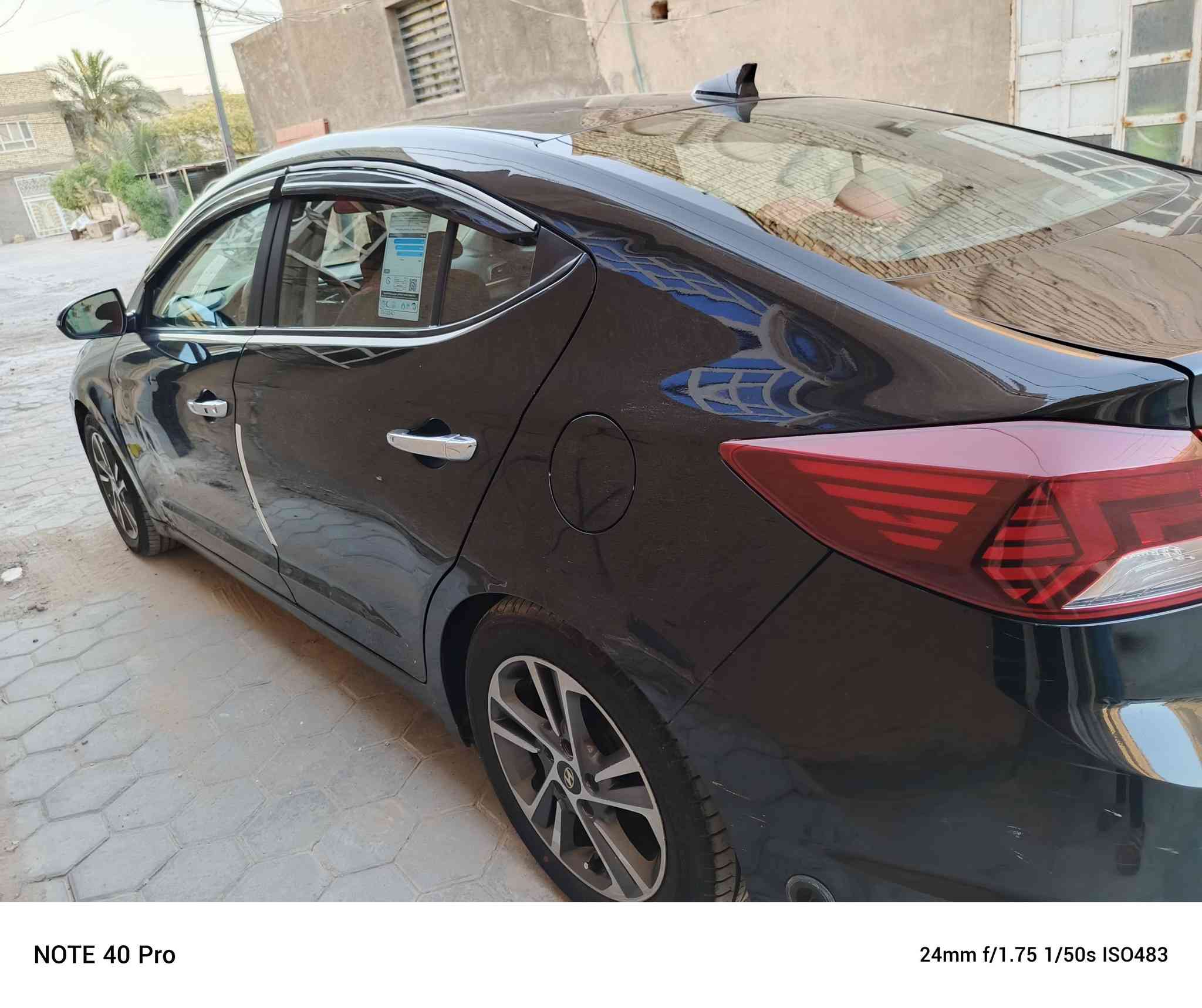 الانتره 2019 وارد امريكي
السياره بيه جاملغ او بنيد صبغ

مكينه 200 دوش كير At  مكينة او كير جديد 

تبريد ثلاج ❄

مواصفات السياره 

رادار بل مري 

تسخين مقاعد 

تسخين ستيرن 

مانع انزلاق

٣ انظمة قيادة

تحكم ستيرن 

اشاير بل مري 

نقطه عمياء 

بدون ايرباك 

السعر ١٢٧ او بيها مجال 

للتواصل ***********
