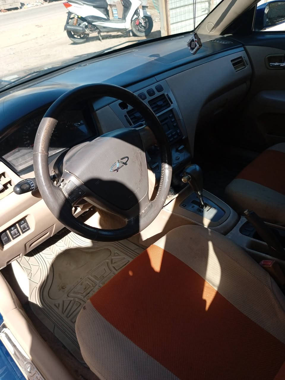 السلام عليكم
شيري a5 2009 كير محرك كامري ابو الجف مكفولات
 صدر امامي خلفي جديد بوربرنات جدد حساسات خلفيه سنتر لوك شغال  السياره بأسمي بيه هزه ..
نقص تبريد ..راديتر تدفئه ..اذان محرك خلفيه 
زوج تايرات 
السعر 35
***********
