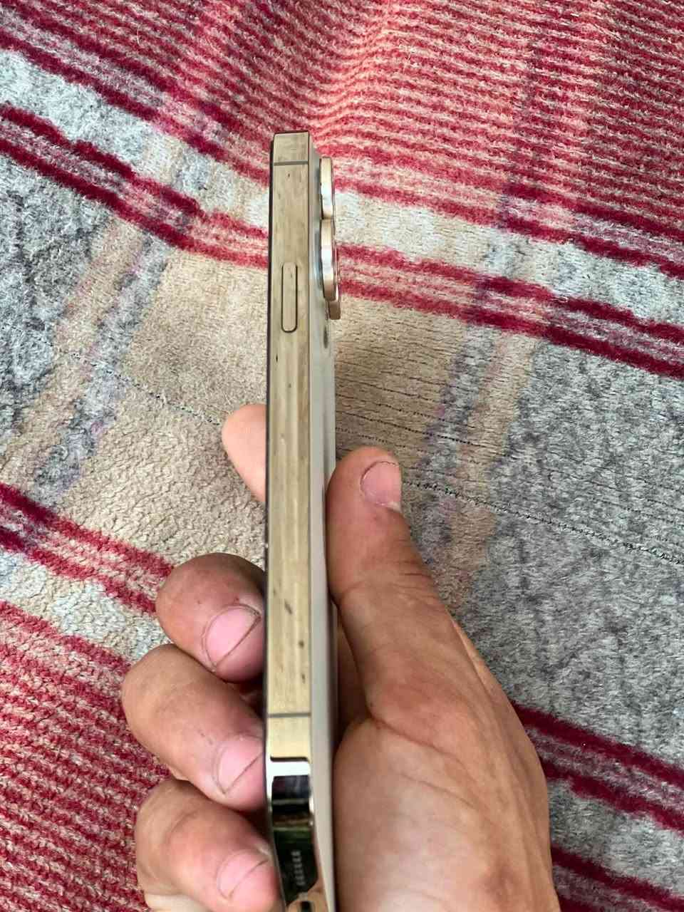 آيفون 13برو ماكس 
فول نضافه ذاكره 256
بطاريه 81بلادي 
نومذجيه zA
مكلف بل نشر اتصل عل رقم 
***********
